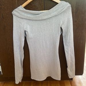 Marsiano. XS/TP Top light silvery lurix glitter in the sun.